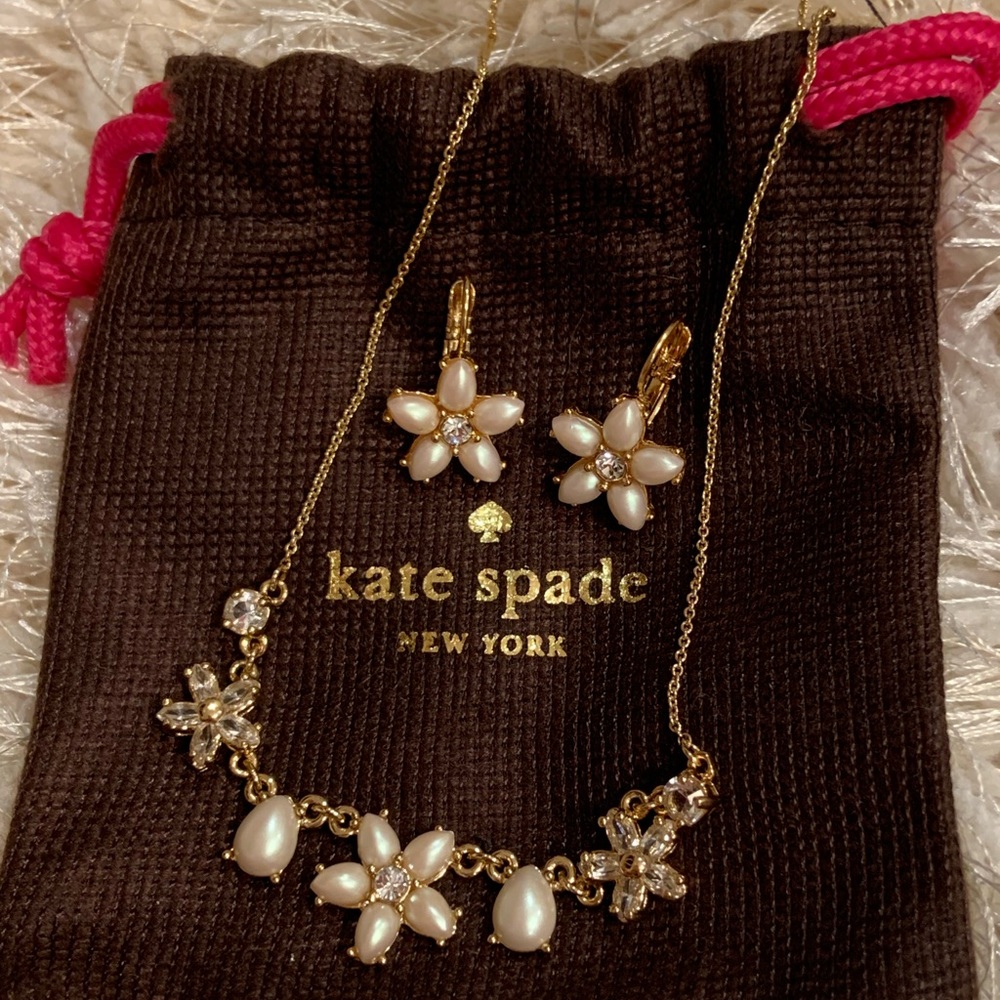 SOLD-Beautiful Kate Spade Jewelry Set